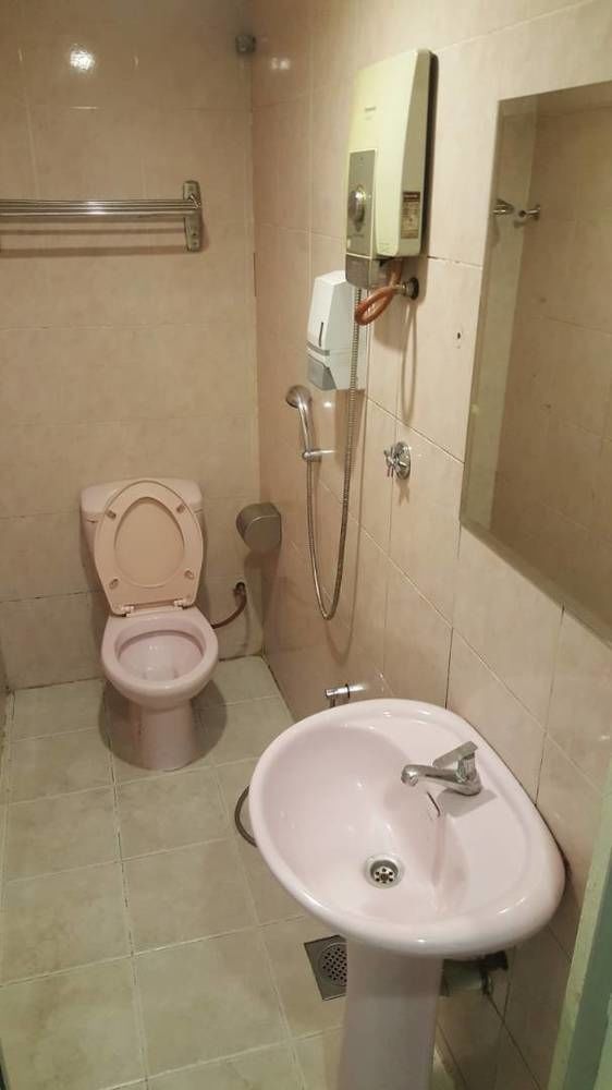Tiong Nam Hotel Pasir Gudang Exteriör bild